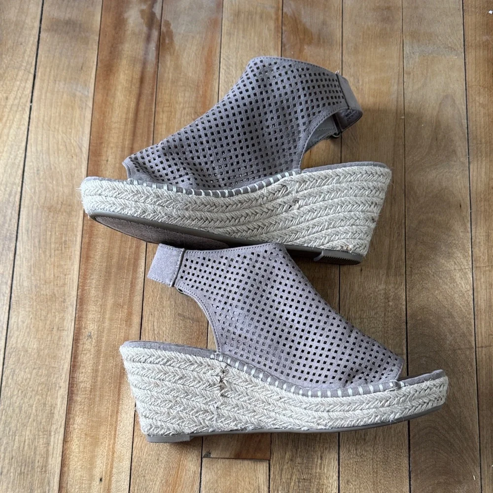 Daisy Fuentes Taupe Perforated Wedge Sandals